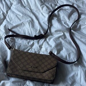 Nine West Patterned Cranberry/Tan Crossbody Bag